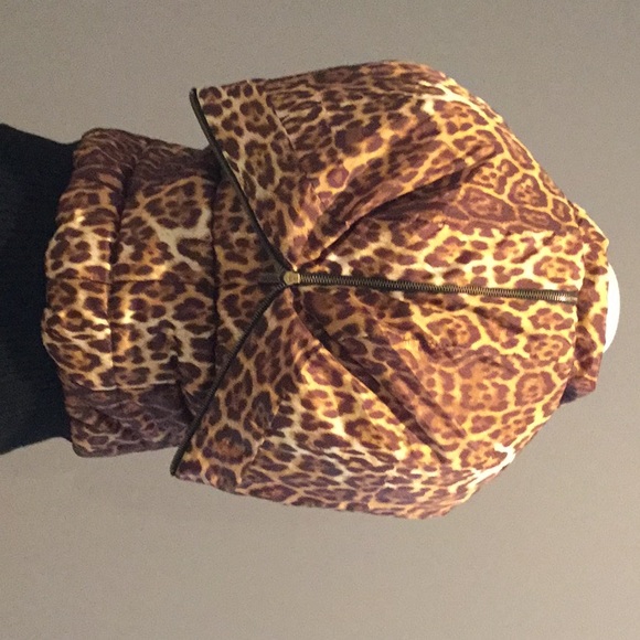 BCBG Leopard Print Vest - Picture 3 of 4